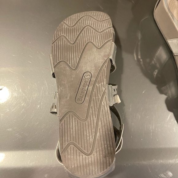 Baretraps women’s silver gladiator sandals 7.5 - Picture 6 of 6